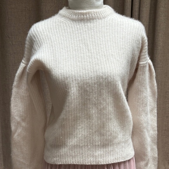 NO NAME (Neiman Marcus) WHITE RIBBED CASHMERE — SIZE M- NWT - Picture 1 of 5